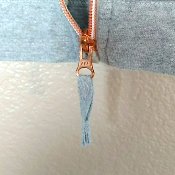 Pony Tails | Girls | Sparkly Stars Hooded Sweater| M(5/6) - Picture 6 of 11